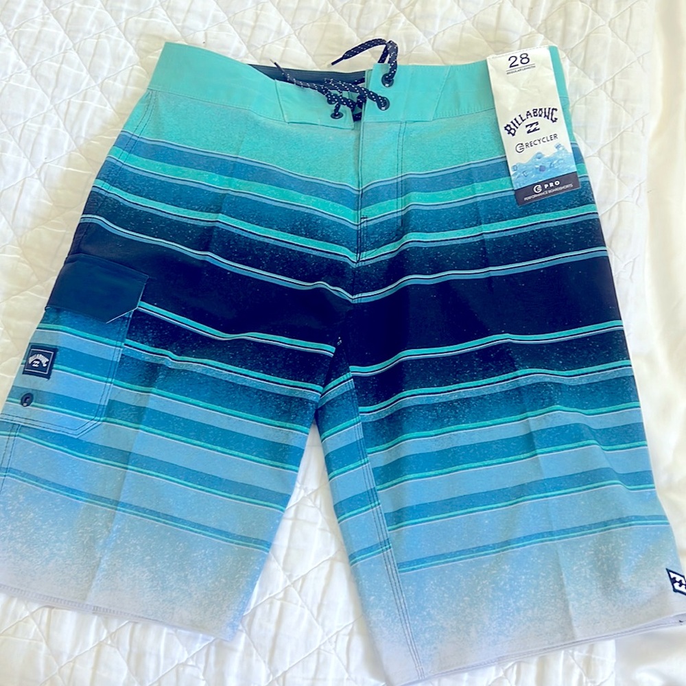 Boys/mens swim trunks